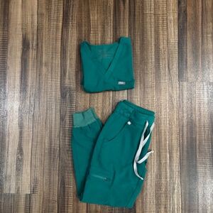 Figs Hunter Green XS Petite Scrub Set